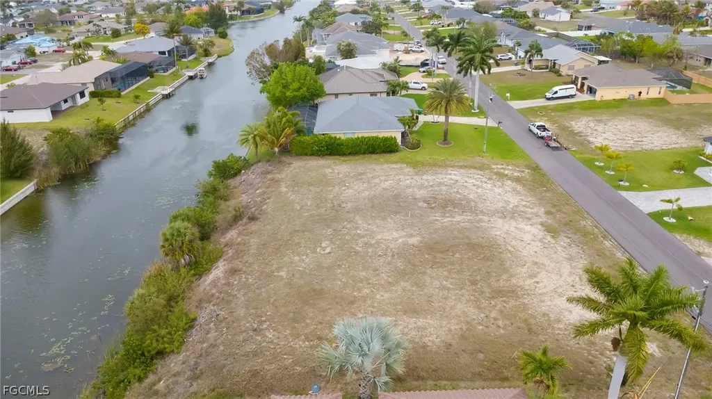 2718 SW 10th Avenue Cape Coral FL 33914