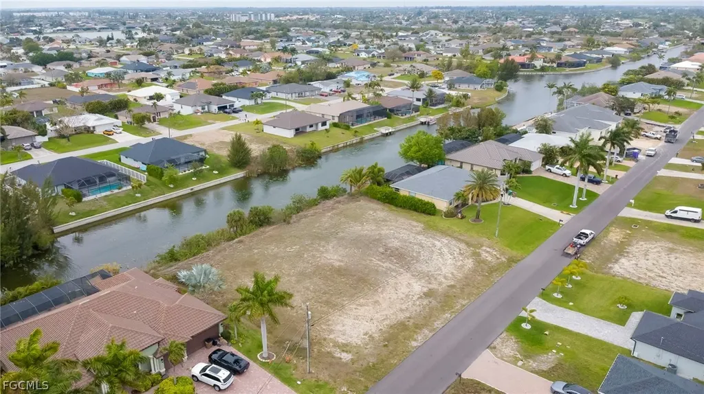 2718 SW 10th Avenue Cape Coral FL 33914