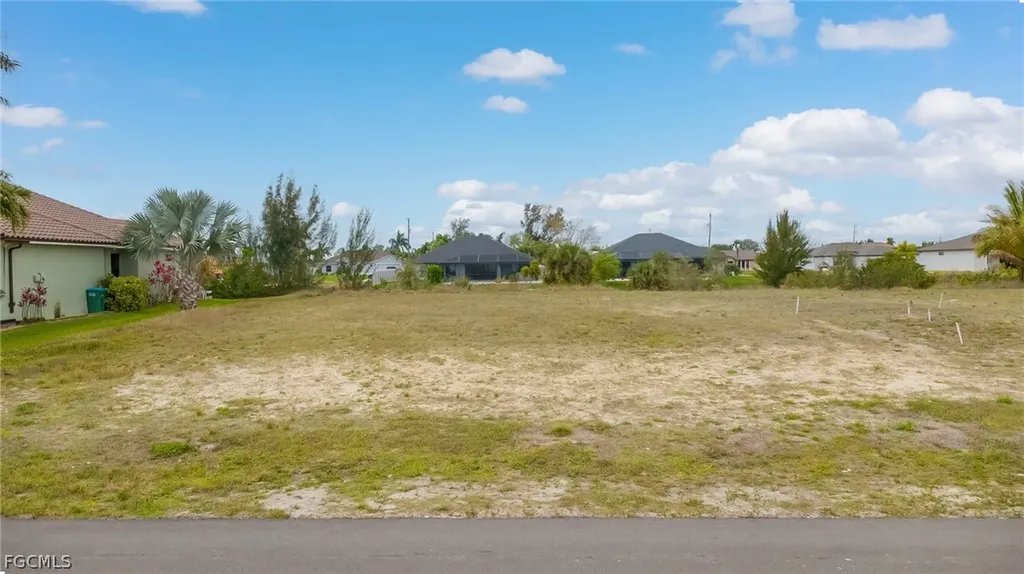 2718 SW 10th Avenue Cape Coral FL 33914