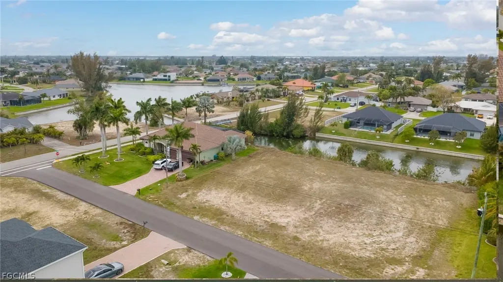 2718 SW 10th Avenue Cape Coral FL 33914
