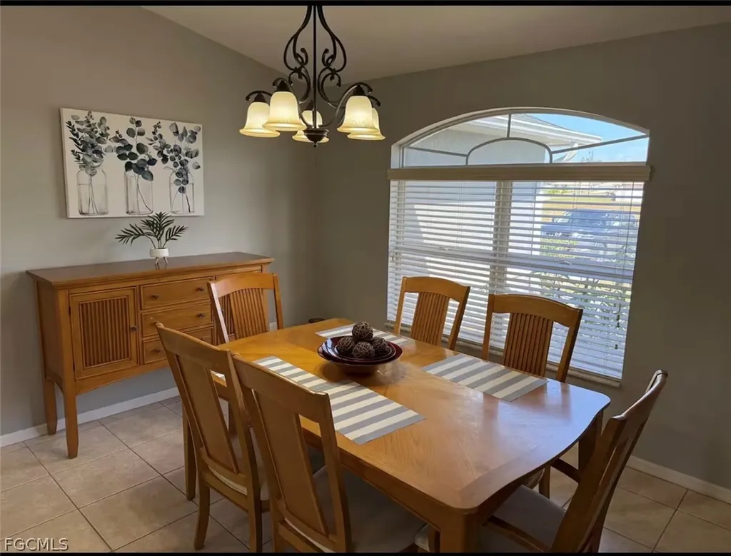 1804 NW 20th Place Cape Coral FL 33993
