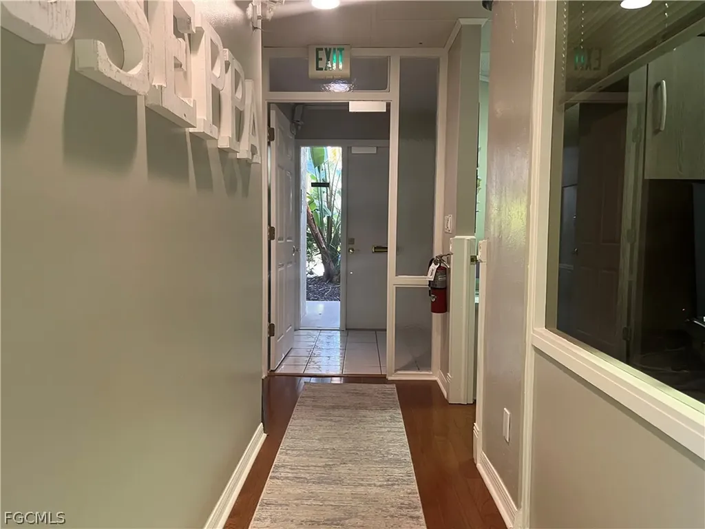 923 Del Prado Boulevard S Cape Coral FL 33990