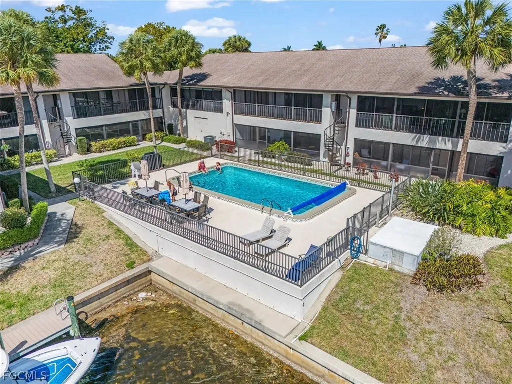 3935 Country Club Boulevard Cape Coral FL 33904