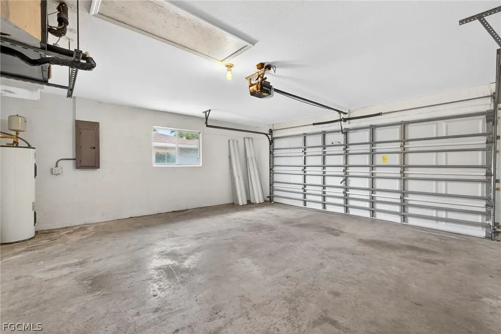 1023 SE 18th Avenue Cape Coral FL 33990
