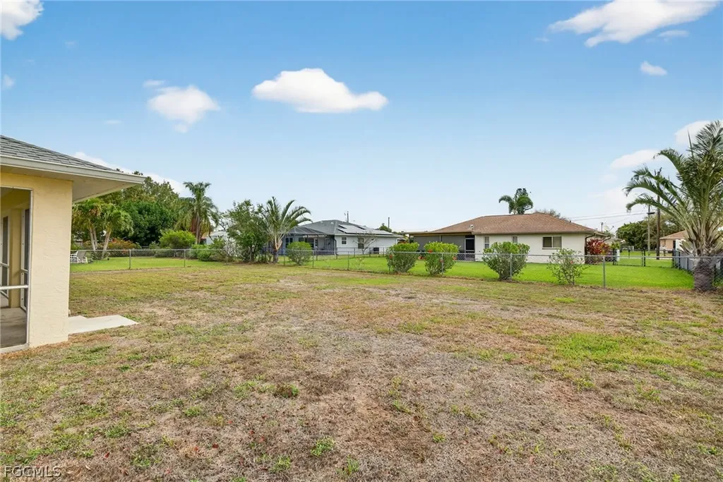 1023 SE 18th Avenue Cape Coral FL 33990