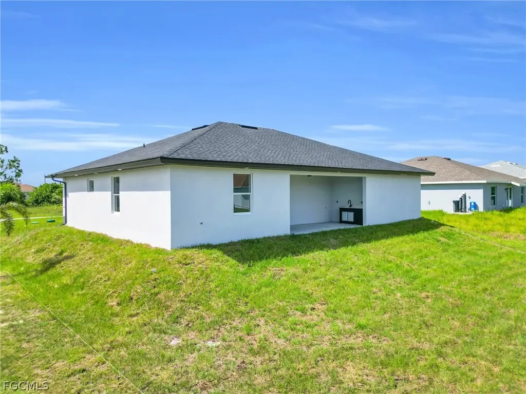 172 Pembroke Street Lehigh Acres FL 33974
