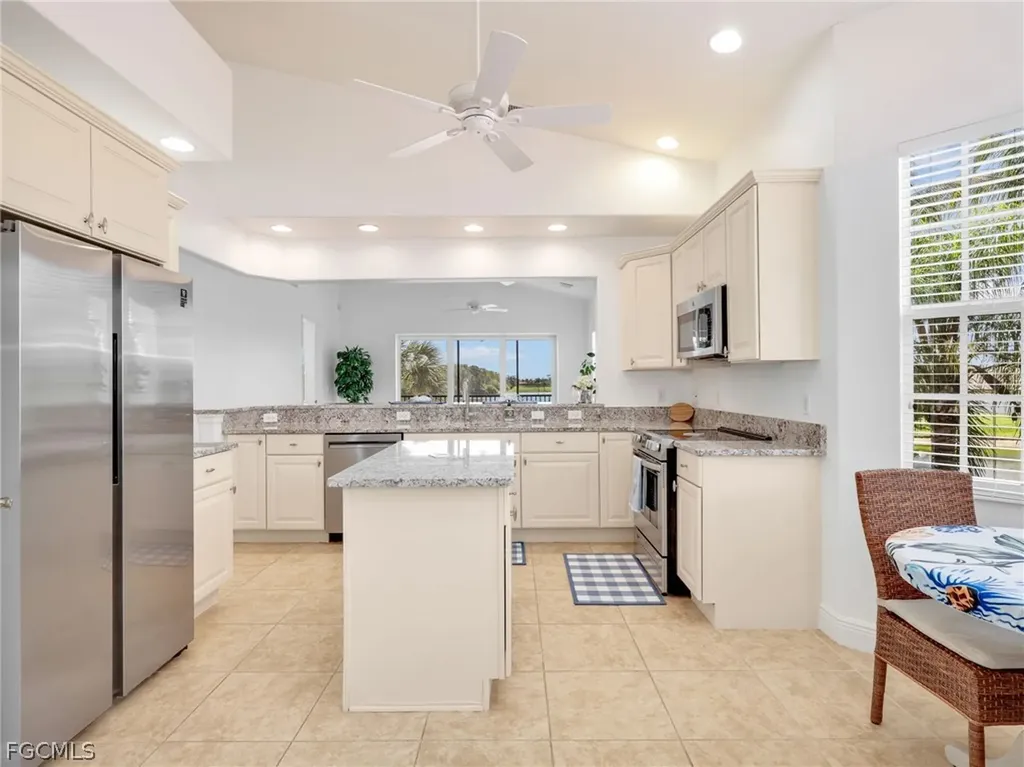 6422 Legacy Circle Naples FL 34113