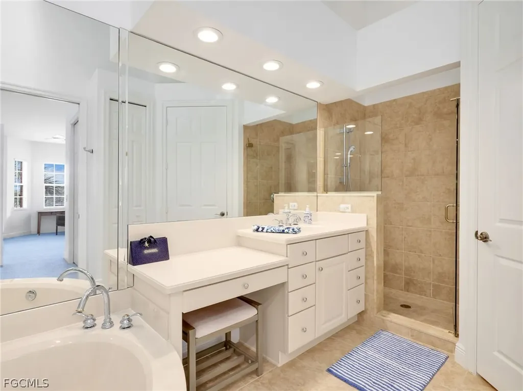 6422 Legacy Circle Naples FL 34113