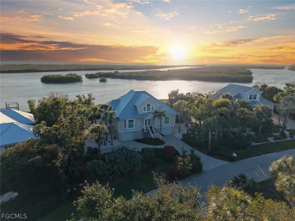 5427 Osprey Court Sanibel FL 33957