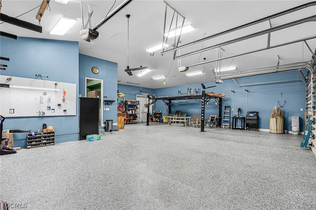 4438 NE 11th Place Cape Coral FL 33909