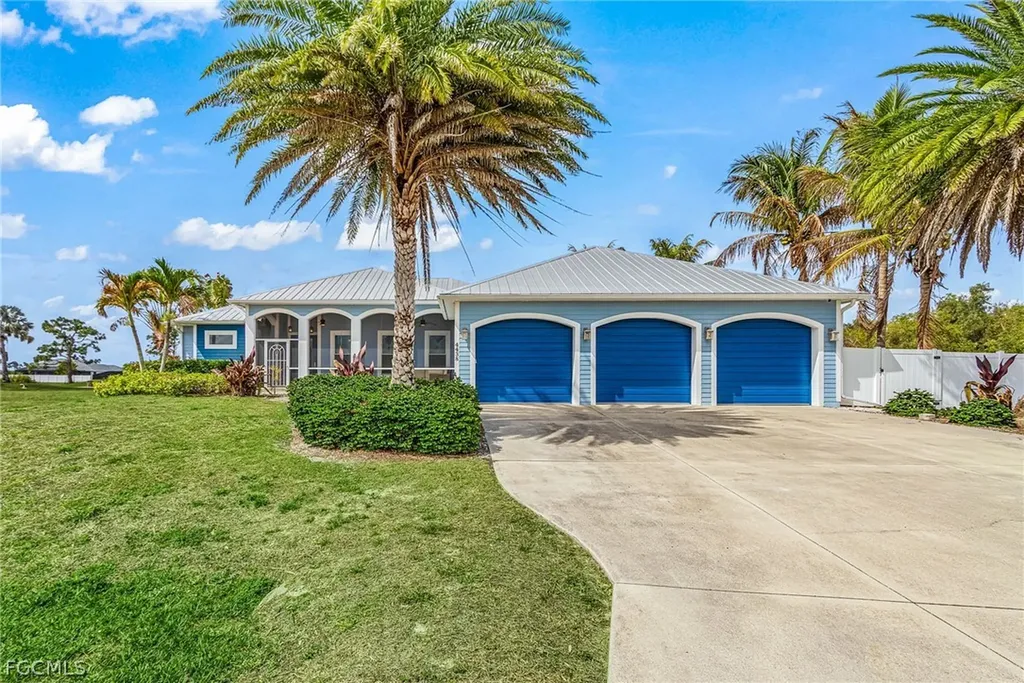 4438 NE 11th Place Cape Coral FL 33909