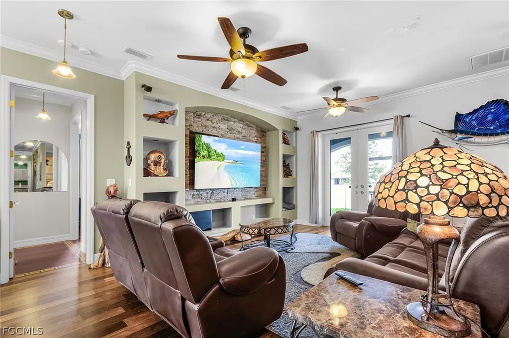 4438 NE 11th Place Cape Coral FL 33909