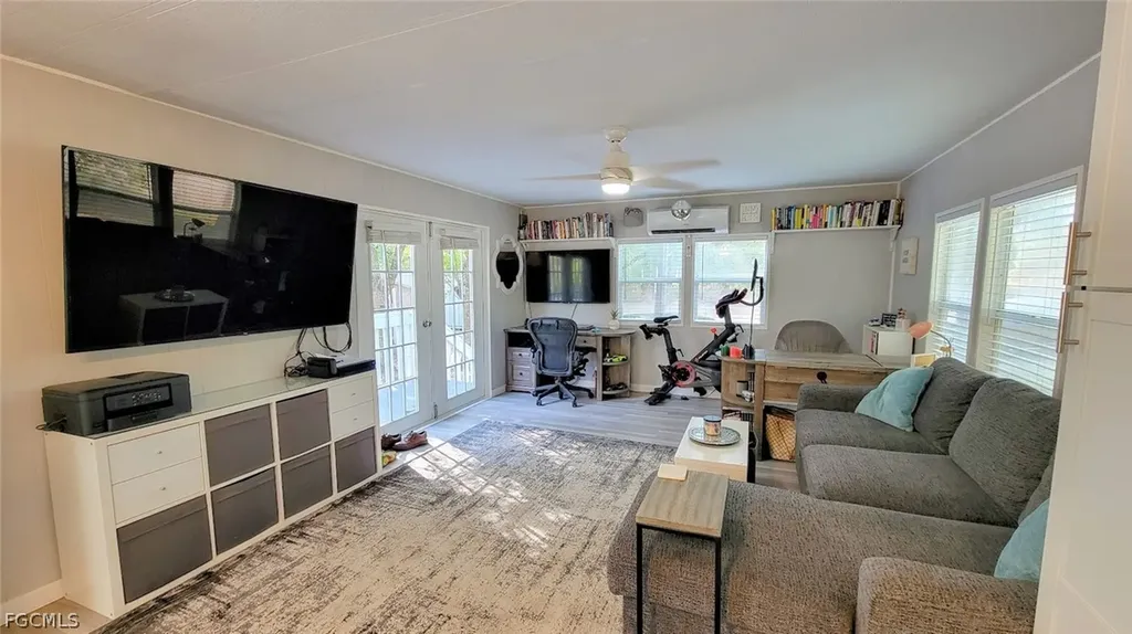 501 Wildwood Avenue Clewiston FL 33440