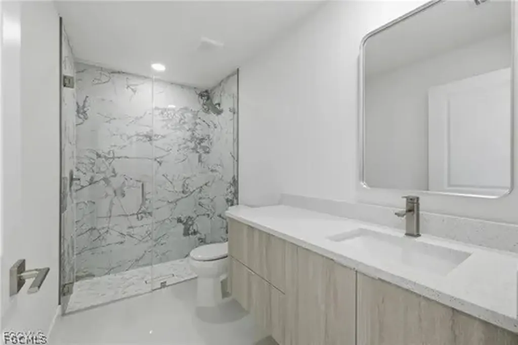 1923 NE 33rd Street Cape Coral FL 33909