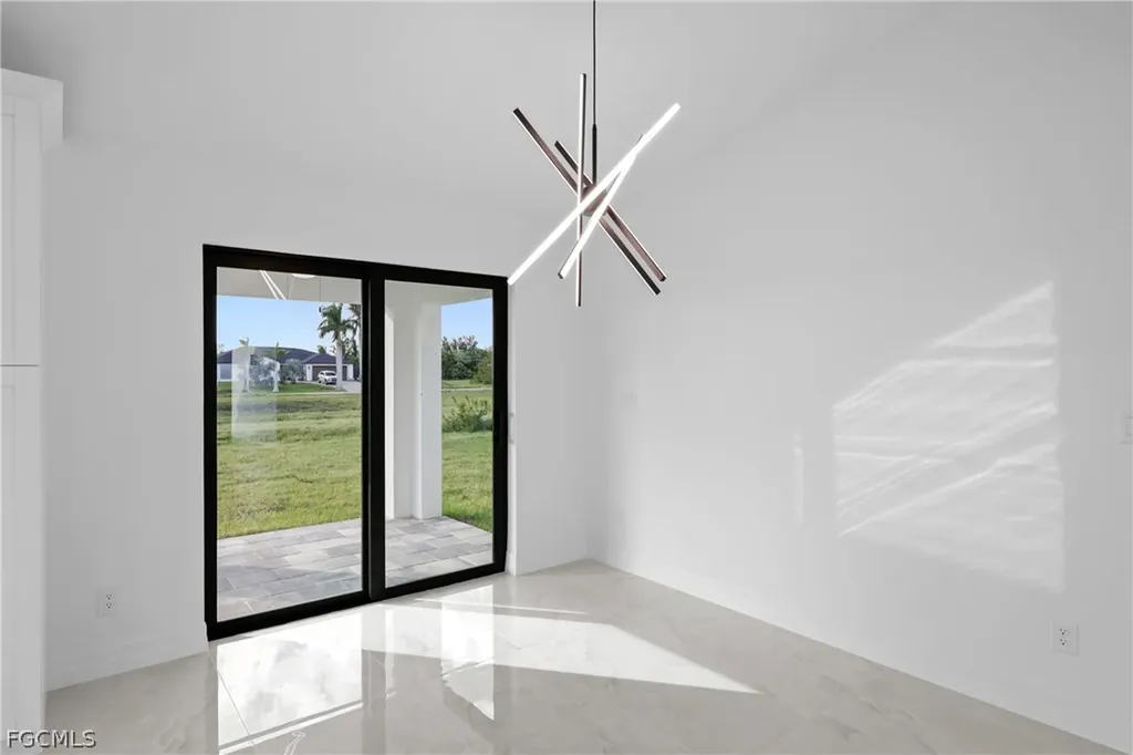 1923 NE 33rd Street Cape Coral FL 33909