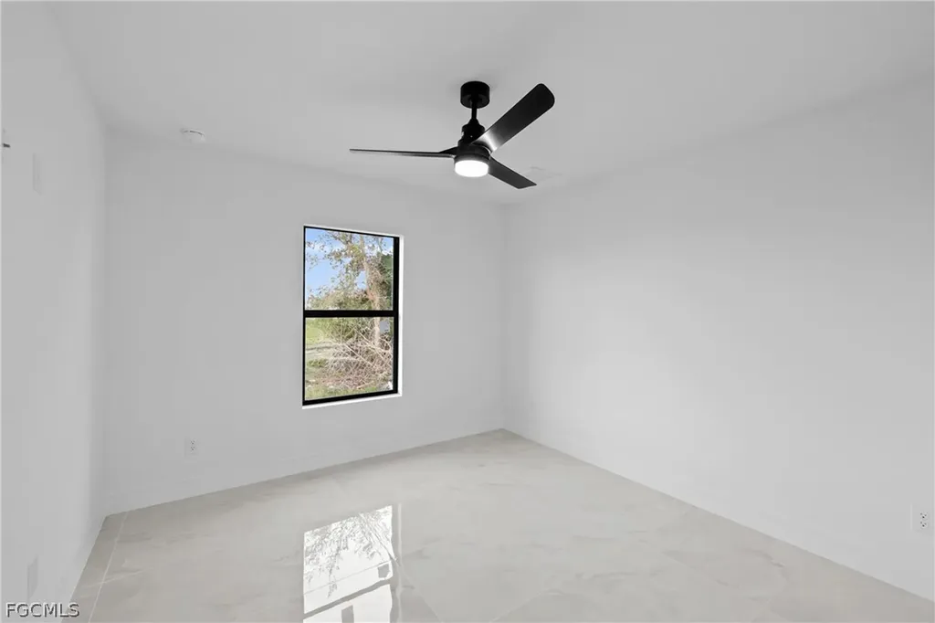 1923 NE 33rd Street Cape Coral FL 33909