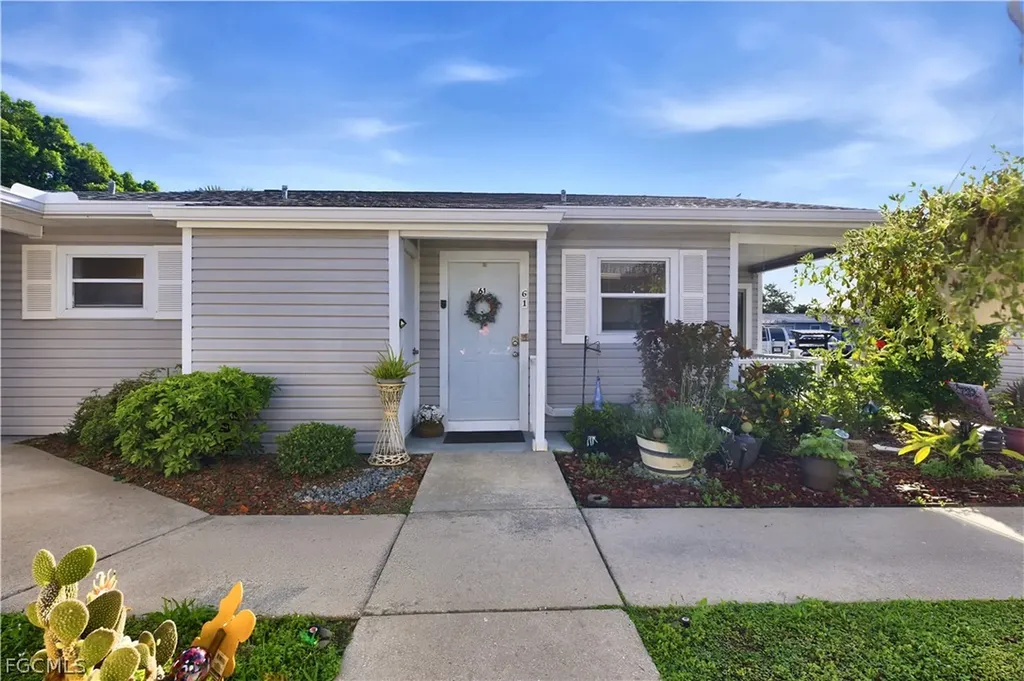 7008 Constitution Boulevard Fort Myers FL 33967