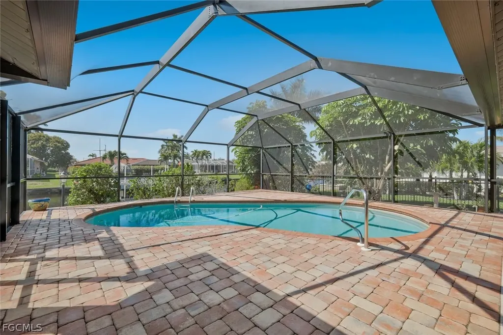 1904 SE 36th Terrace Cape Coral FL 33904