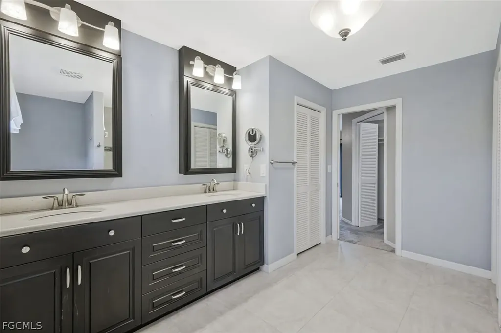 1904 SE 36th Terrace Cape Coral FL 33904