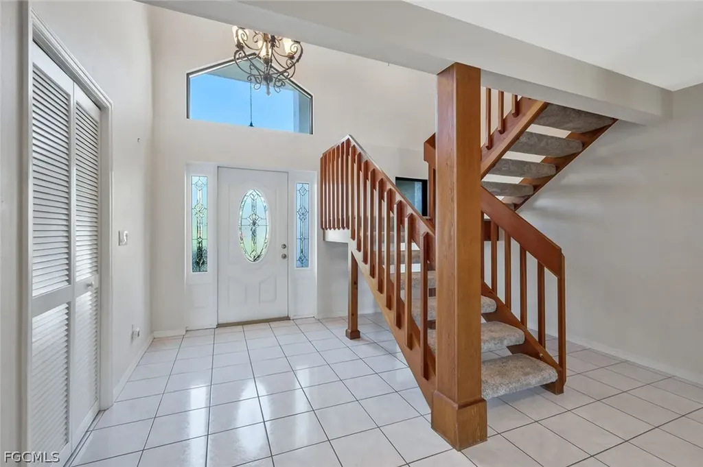 1904 SE 36th Terrace Cape Coral FL 33904