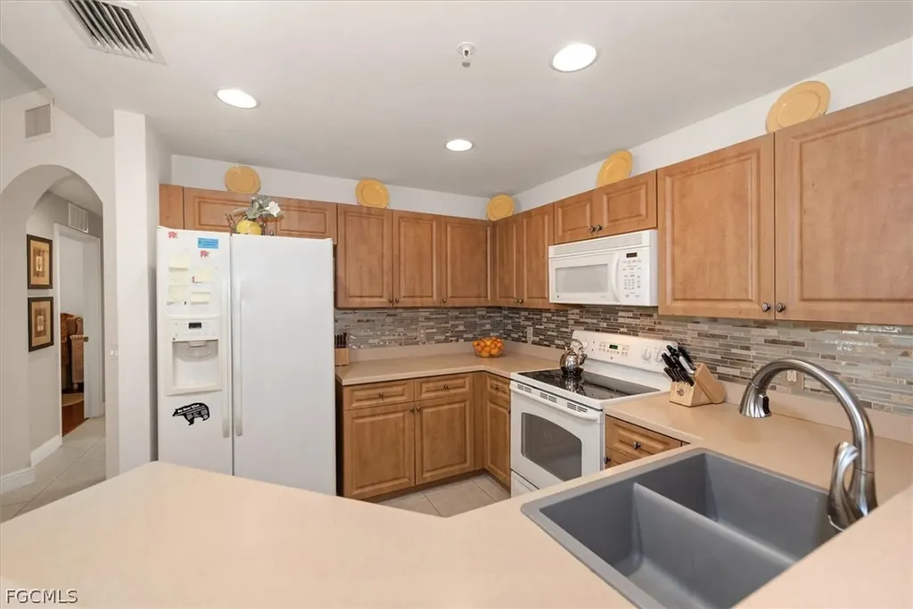 3957 Pomodoro Circle Cape Coral FL 33909