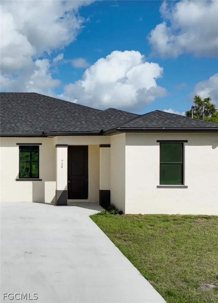 714 W 12th Street Lehigh Acres FL 33972