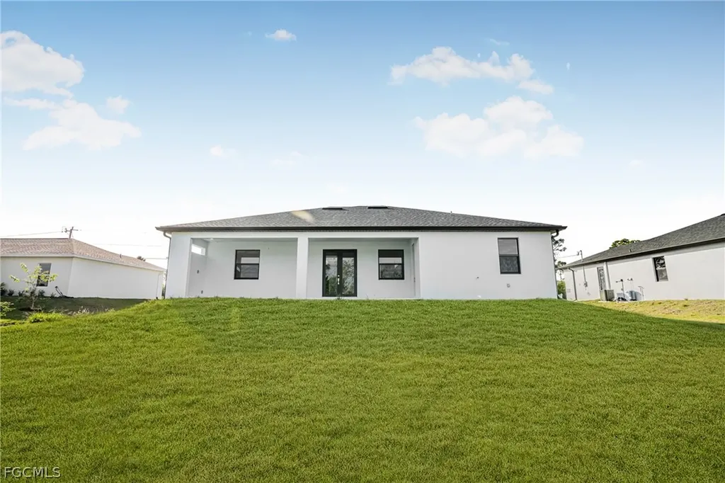 3604 29th Street SW Lehigh Acres FL 33976