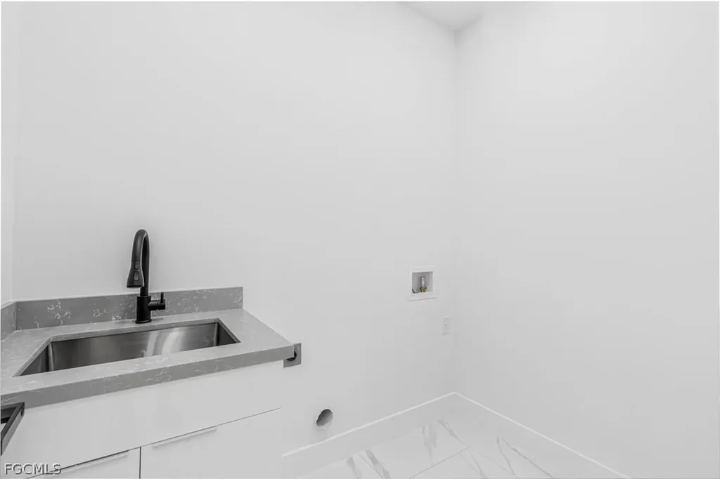 3604 29th Street SW Lehigh Acres FL 33976