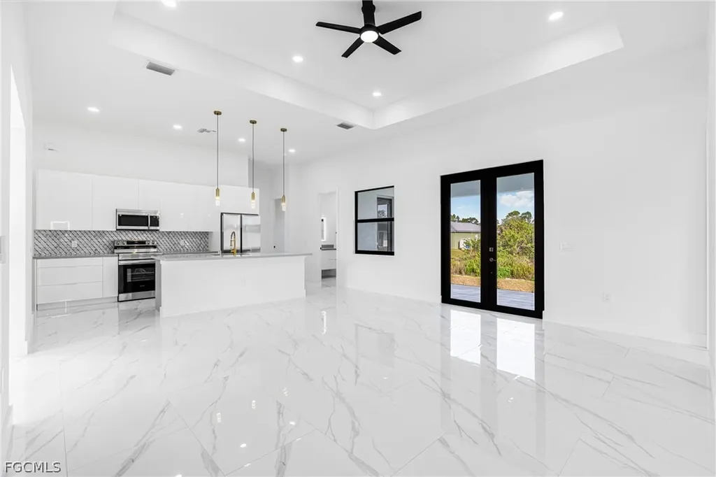 3604 29th Street SW Lehigh Acres FL 33976