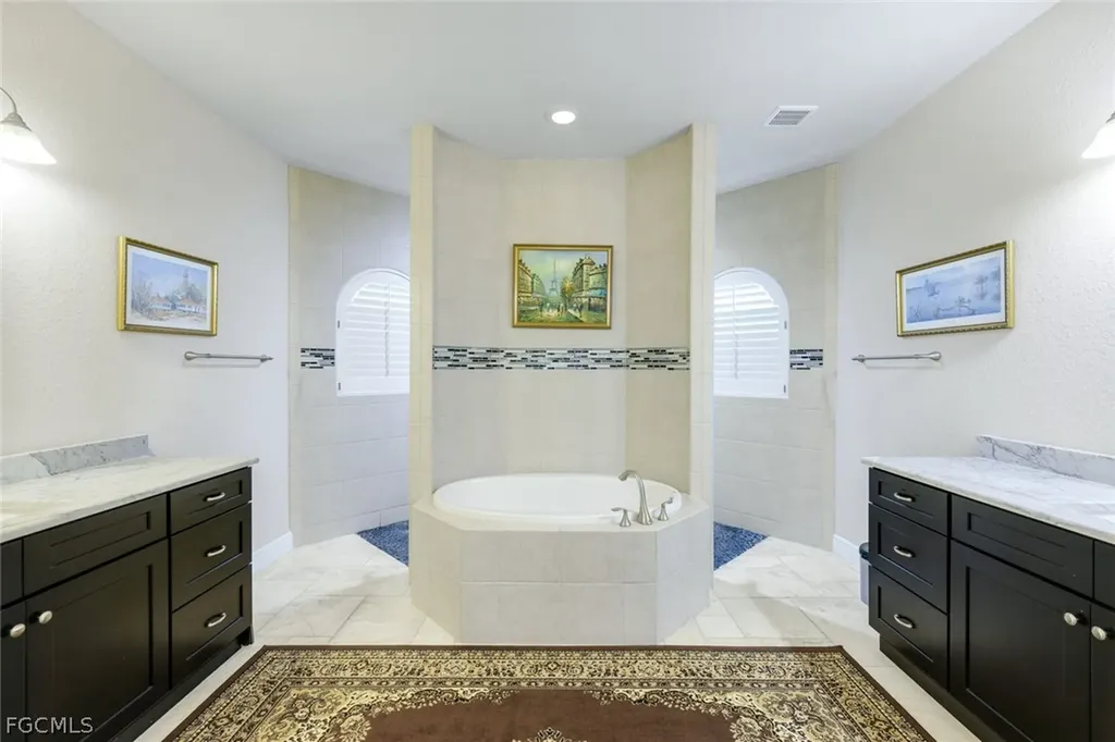 2364 NW 39th Avenue Cape Coral FL 33993