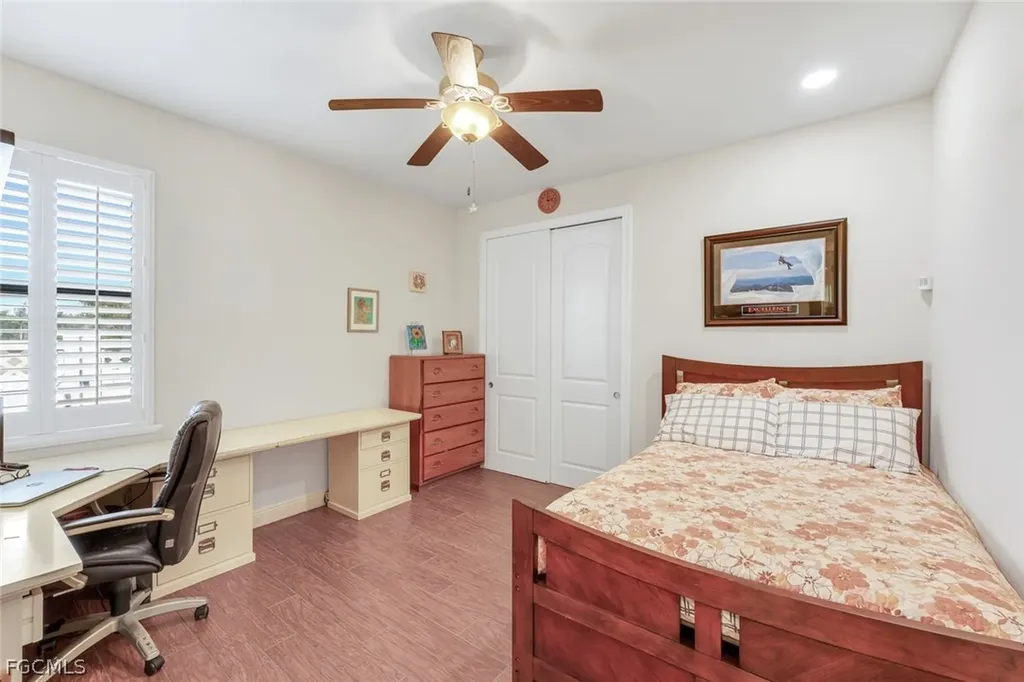 2364 NW 39th Avenue Cape Coral FL 33993