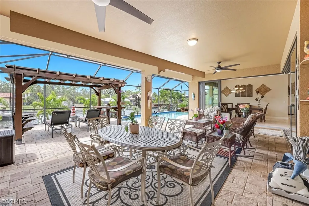 2364 NW 39th Avenue Cape Coral FL 33993