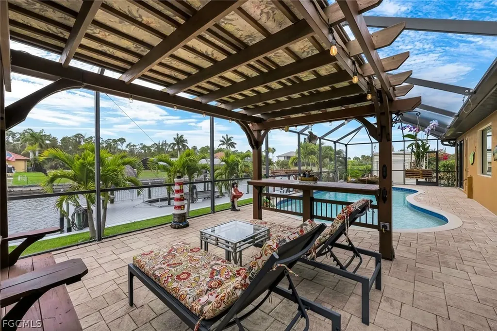 2364 NW 39th Avenue Cape Coral FL 33993