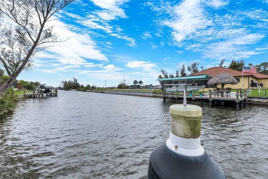 2364 NW 39th Avenue Cape Coral FL 33993