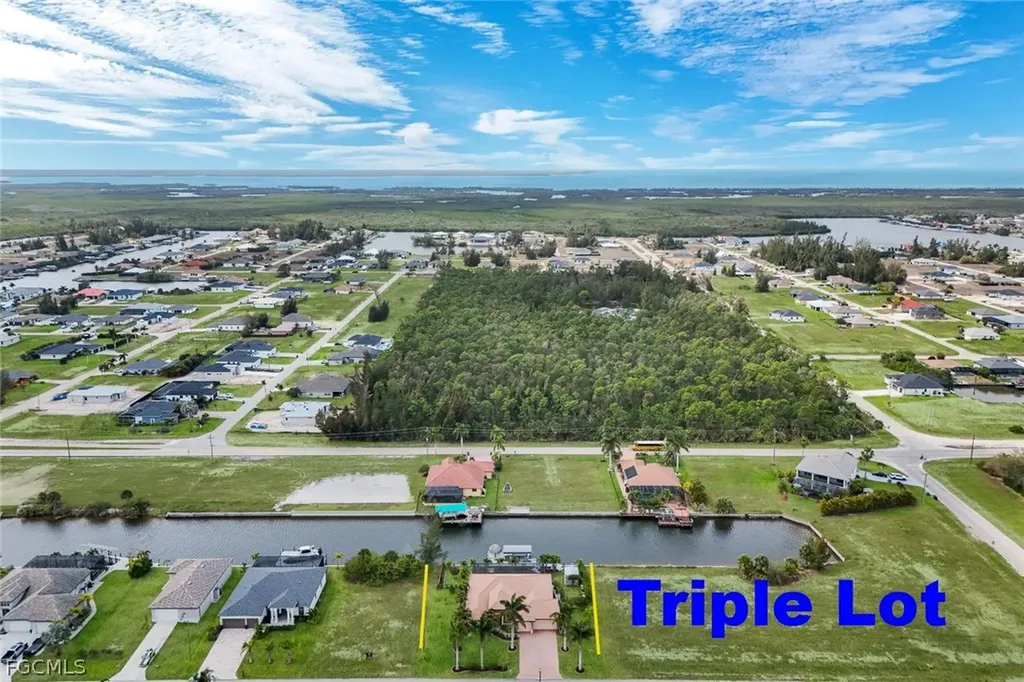 2364 NW 39th Avenue Cape Coral FL 33993