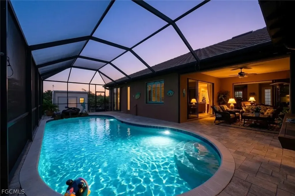 2364 NW 39th Avenue Cape Coral FL 33993