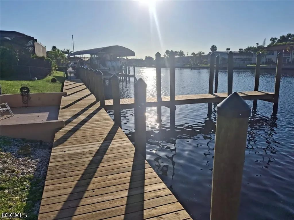 419 Avalon Drive Cape Coral FL 33904