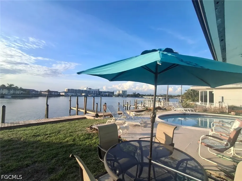 419 Avalon Drive Cape Coral FL 33904