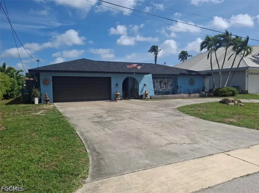 419 Avalon Drive Cape Coral FL 33904