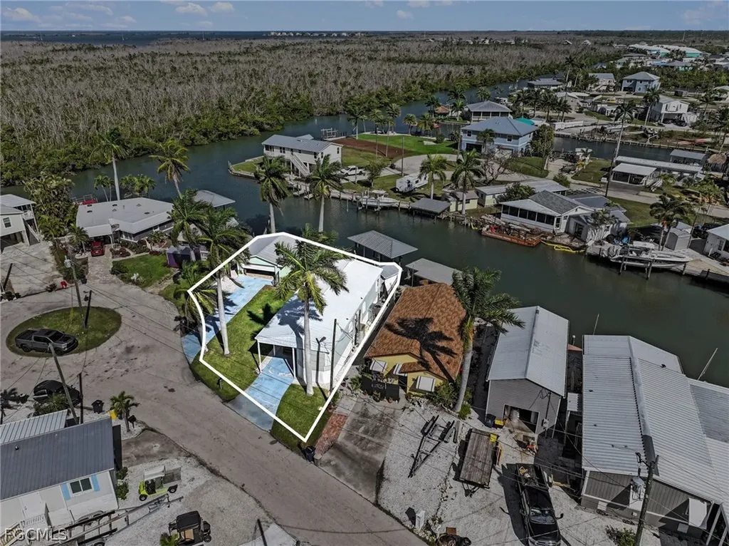 3932 Phoenix Drive St. James City FL 33956