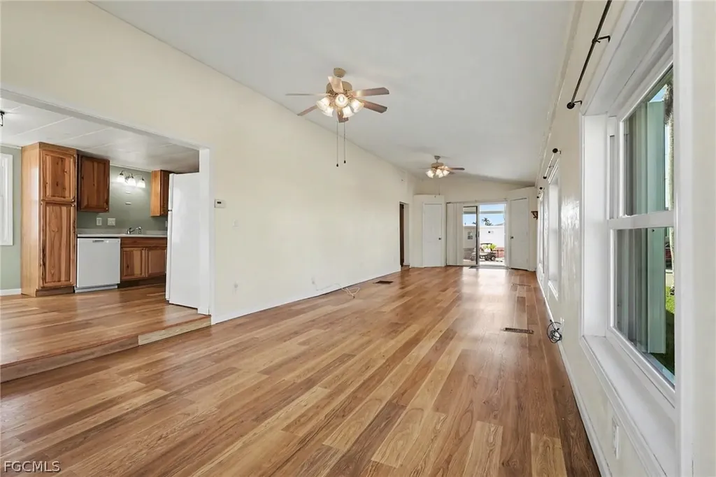 3932 Phoenix Drive St. James City FL 33956