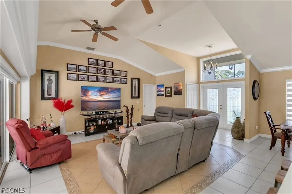 2504 E 7th Street Lehigh Acres FL 33936