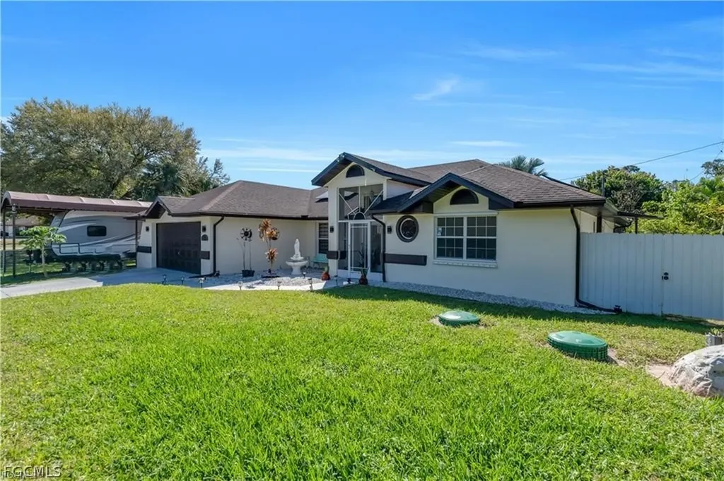 2504 E 7th Street Lehigh Acres FL 33936