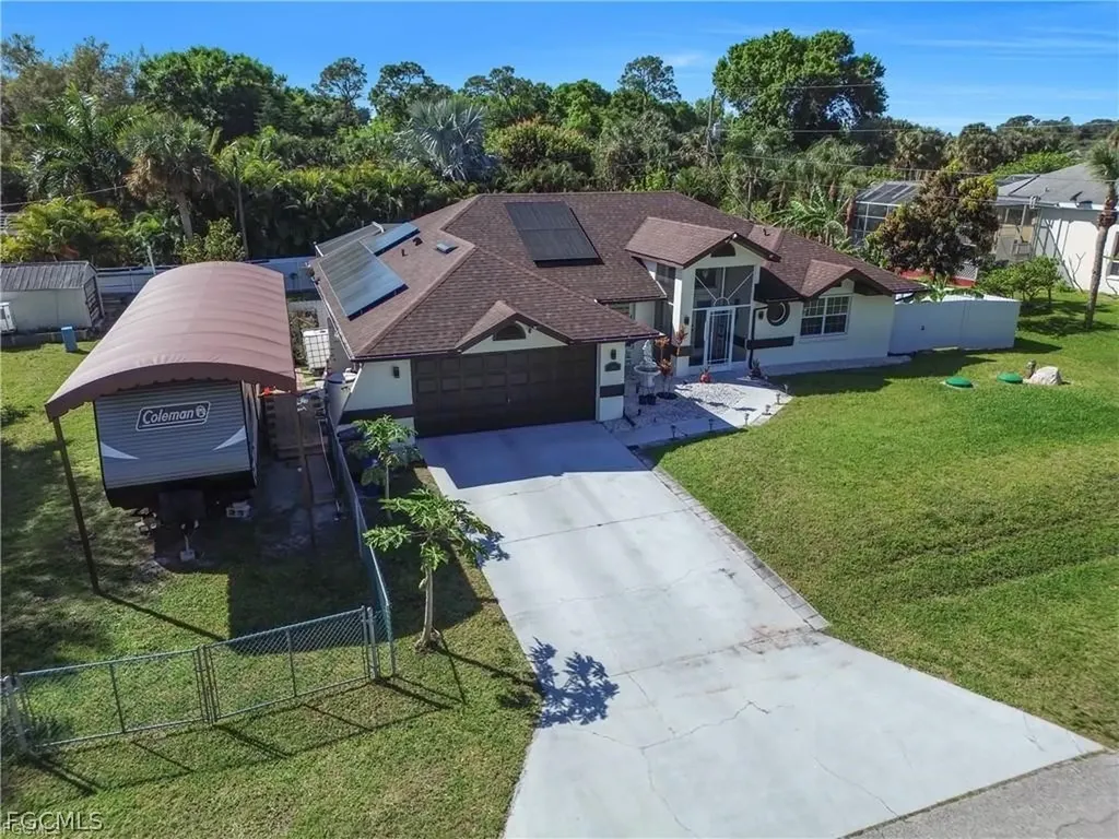 2504 E 7th Street Lehigh Acres FL 33936