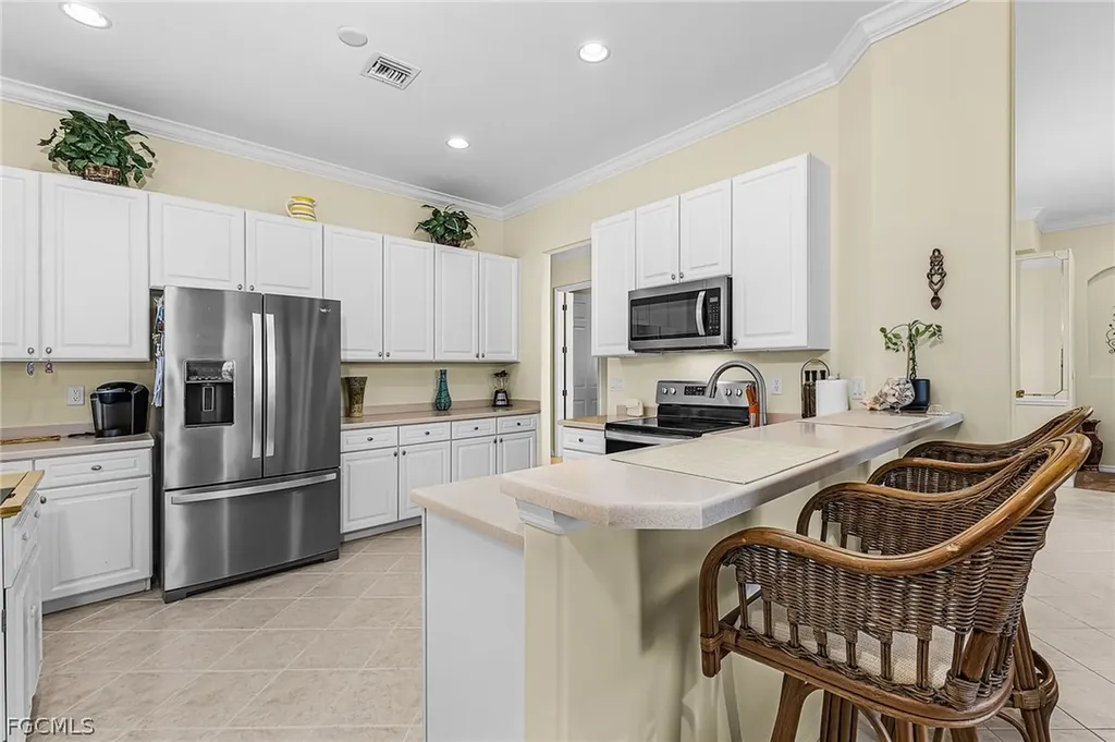 2090 Oxford Ridge Circle Lehigh Acres FL 33973