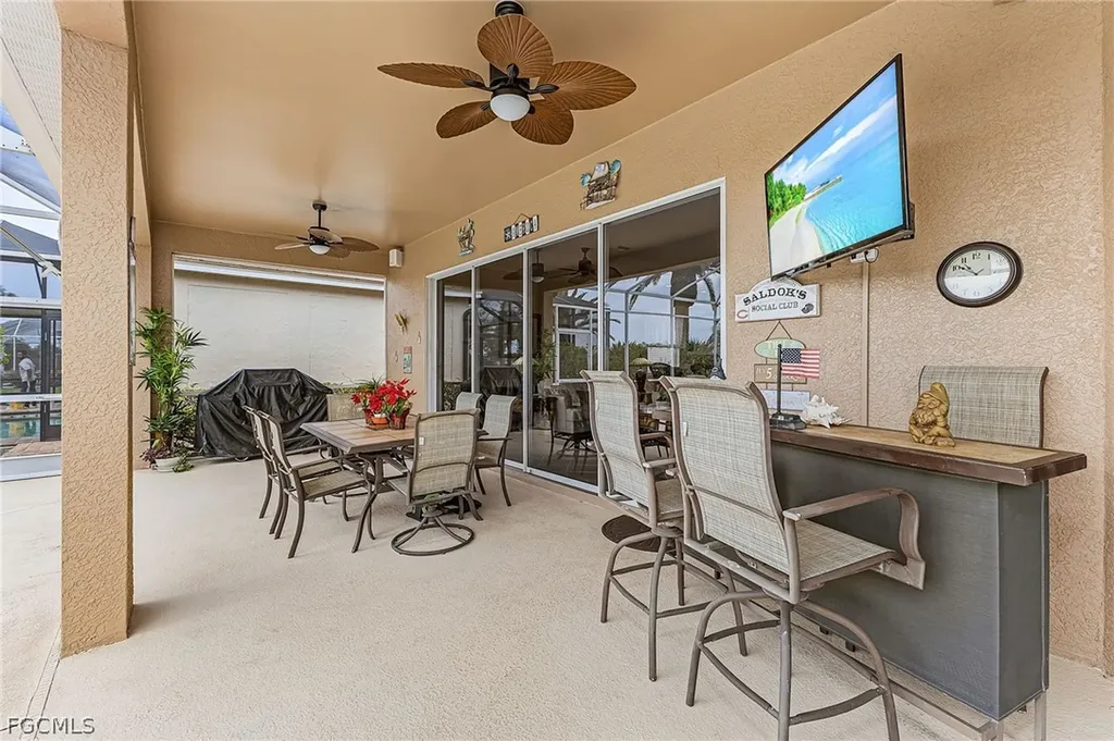2090 Oxford Ridge Circle Lehigh Acres FL 33973