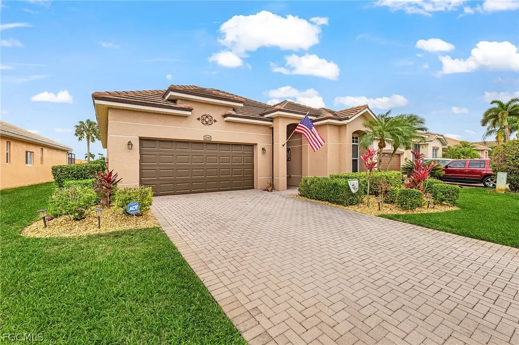 2090 Oxford Ridge Circle Lehigh Acres FL 33973