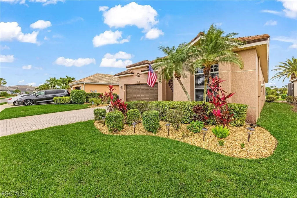 2090 Oxford Ridge Circle Lehigh Acres FL 33973