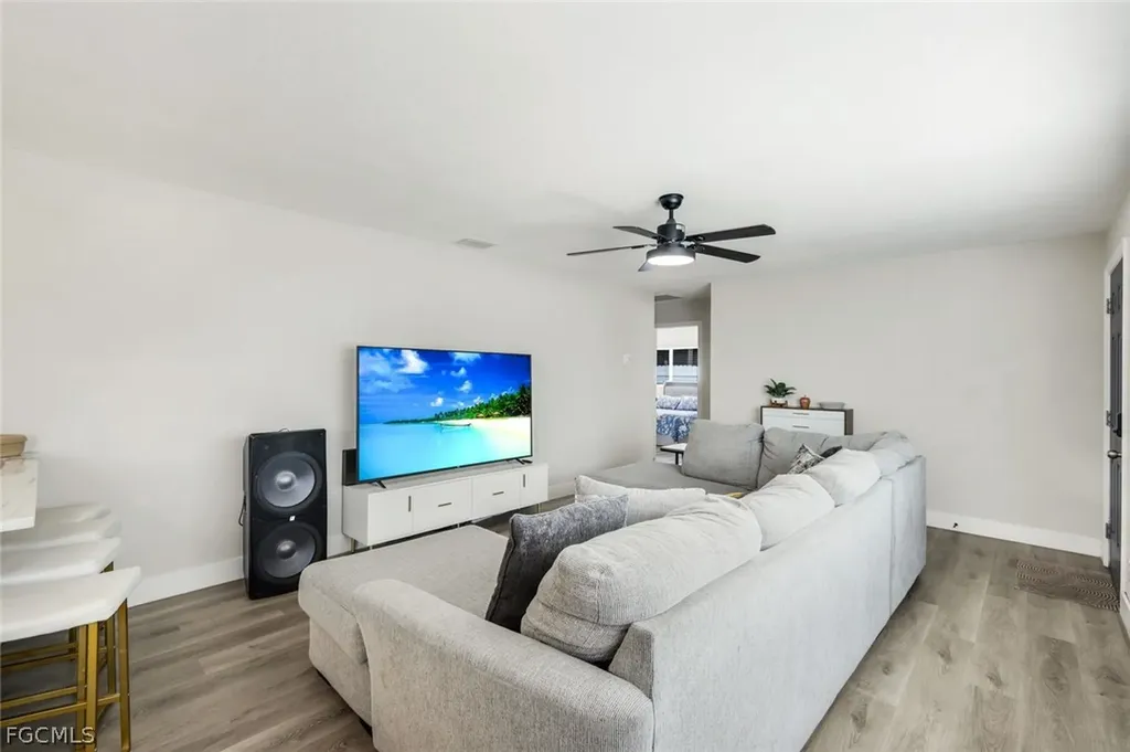 942 Narcissus Street North Fort Myers FL 33903