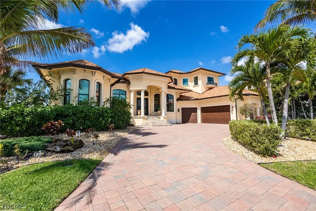 3944 W Riverside Drive Fort Myers FL 33901